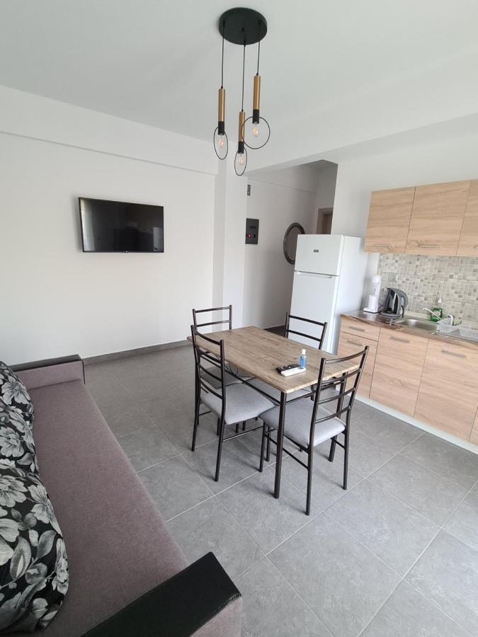 קראמוטי Seaside Apartments מראה חיצוני תמונה