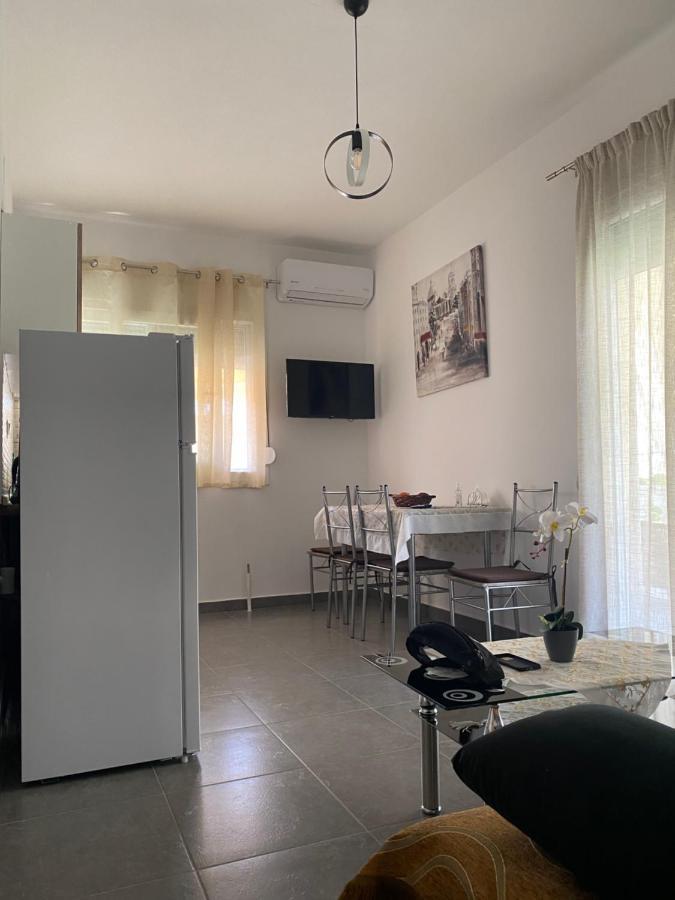 קראמוטי Seaside Apartments מראה חיצוני תמונה